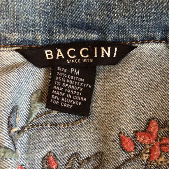 Baccini embroidered Jean jacket. Size M - Picture 4 of 4